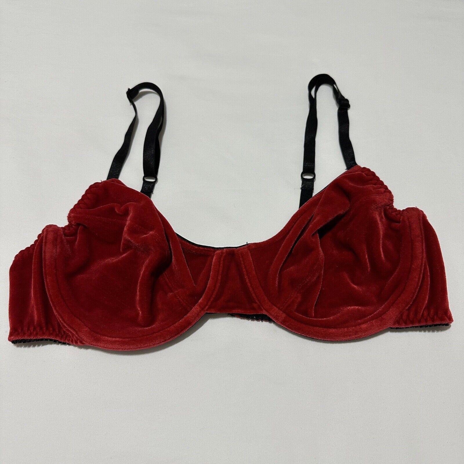 Vintage Nordstrom Intimates 38b Underwire Bra Red Velvet Texture Black Straps